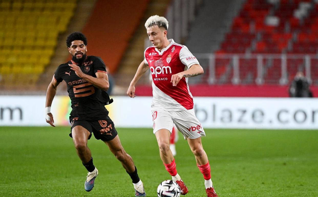 摩纳哥4-0大胜雷恩，23岁巴萨天才法蒂惊艳破门，终结4场不胜尴尬